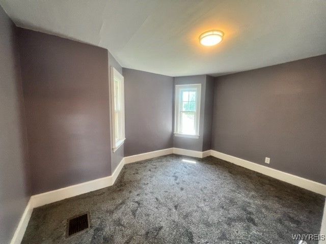 909 James Avenue, Niagara Falls, NY 14305