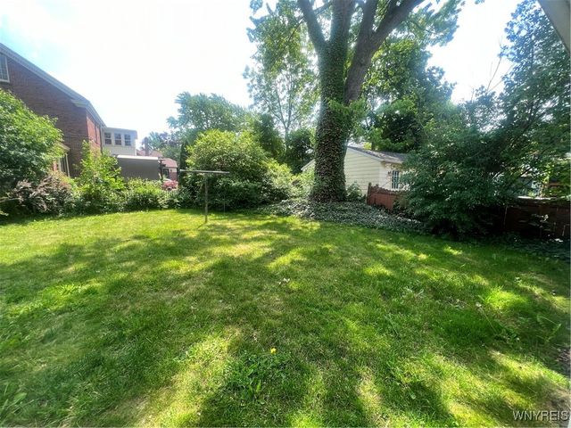 909 James Avenue, Niagara Falls, NY 14305