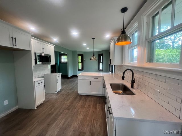 909 James Avenue, Niagara Falls, NY 14305