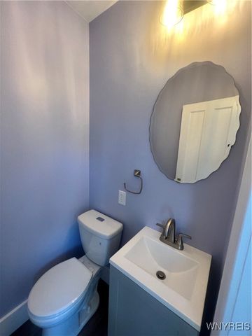 909 James Avenue, Niagara Falls, NY 14305