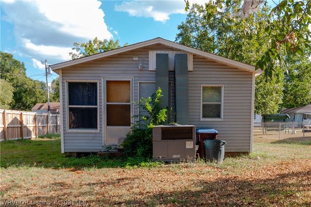 3307 Oak Grove Street, Fort Smith, AR 72904