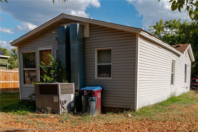 3307 Oak Grove Street, Fort Smith, AR 72904