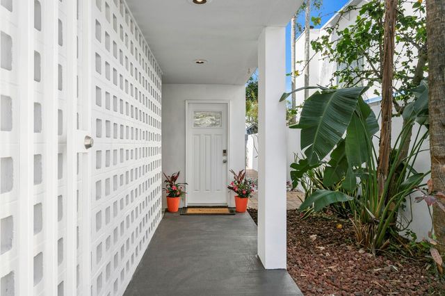 3119 W BARCELONA STREET A, Tampa, FL 33629