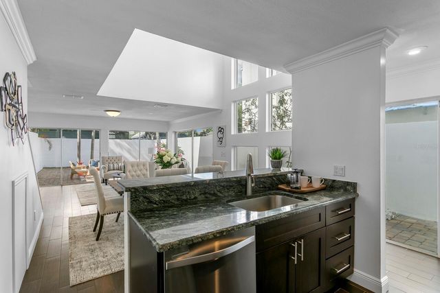 3119 W BARCELONA STREET A, Tampa, FL 33629