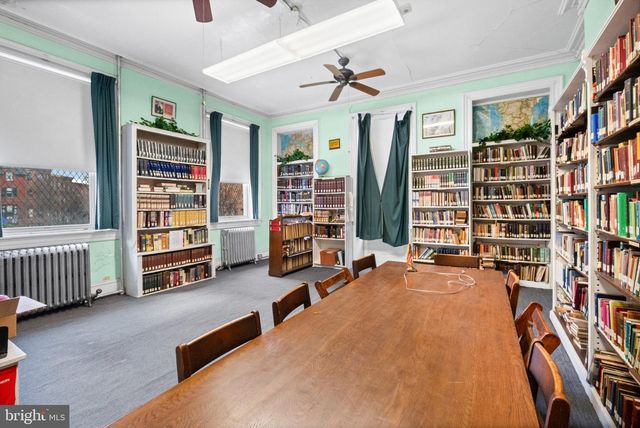 1712 PARK AVE, Baltimore, MD 21217