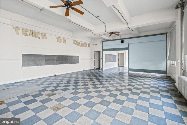 1712 PARK AVE, Baltimore, MD 21217