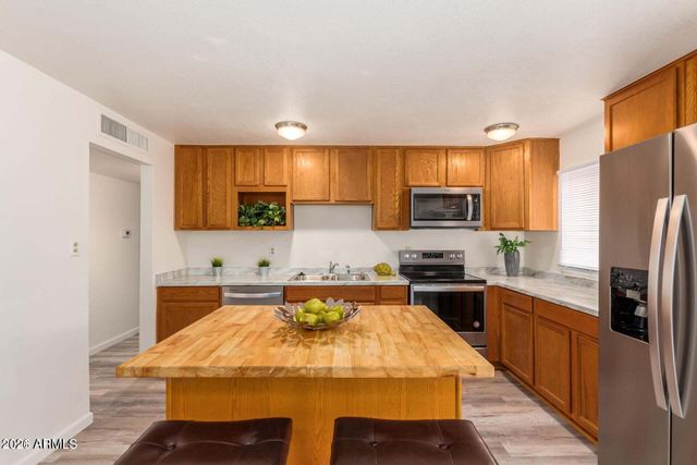 14024 N 38TH Street, Phoenix, AZ 85032