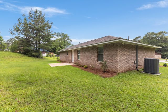 102 Pawnee, Hattiesburg, MS 39401