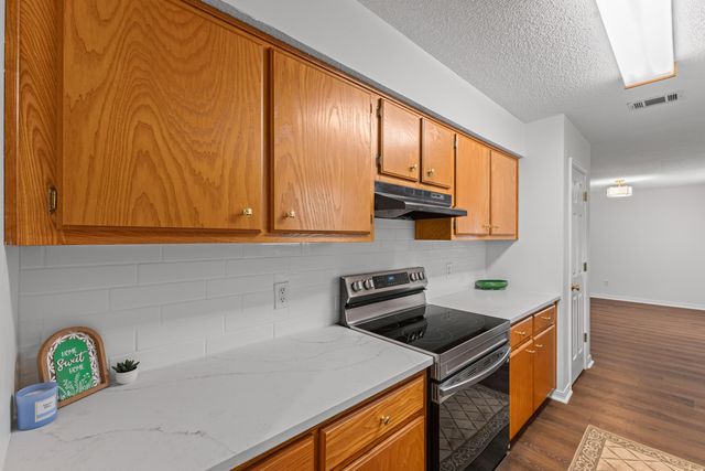102 Pawnee, Hattiesburg, MS 39401