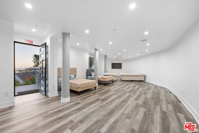 6181 Temple Hill Drive, Los Angeles, CA 90068