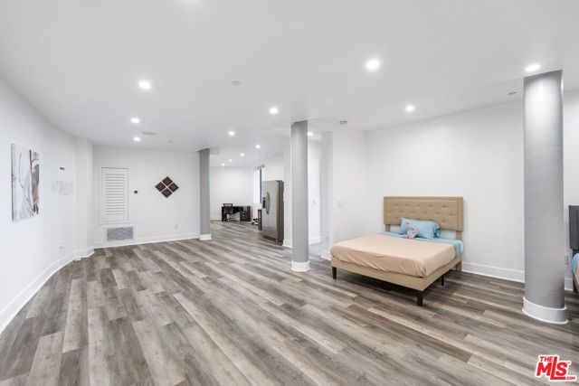 6181 Temple Hill Drive, Los Angeles, CA 90068