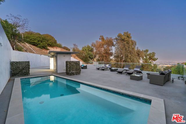 6181 Temple Hill Drive, Los Angeles, CA 90068