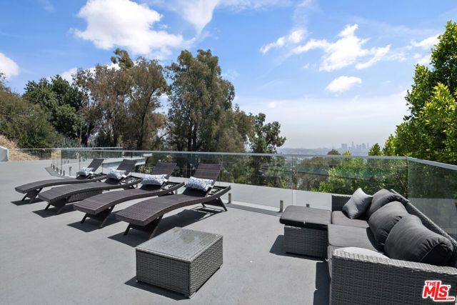 6181 Temple Hill Drive, Los Angeles, CA 90068