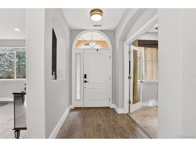 10098 Bluffmont Ln, Lone Tree, CO 80124