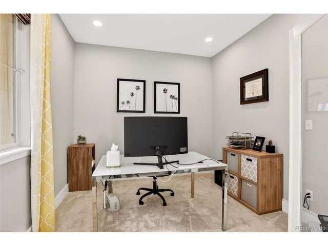 10098 Bluffmont Ln, Lone Tree, CO 80124