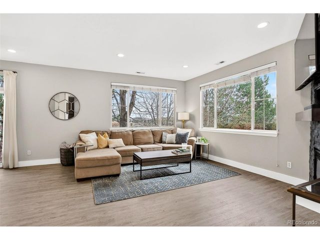 10098 Bluffmont Ln, Lone Tree, CO 80124