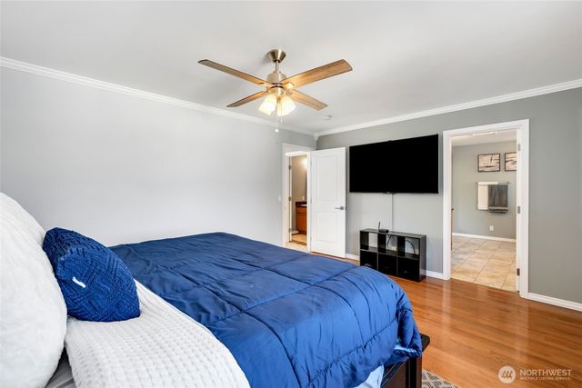 4924 N Vista Drive E, Bonney Lake, WA 98391