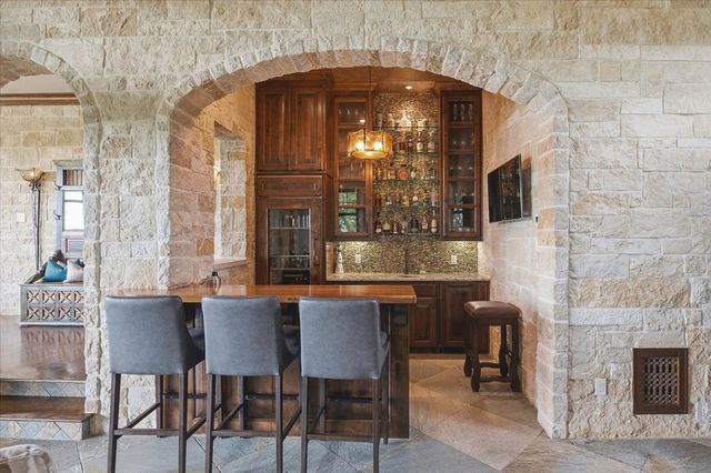 250 Falcon Ridge, Aledo, TX 76008