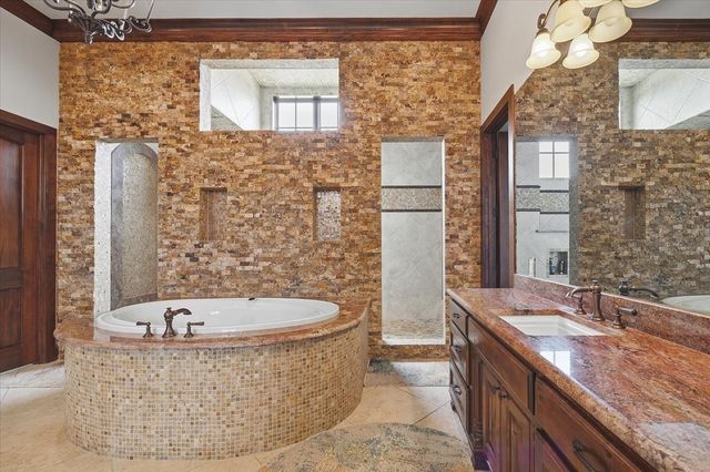 250 Falcon Ridge, Aledo, TX 76008