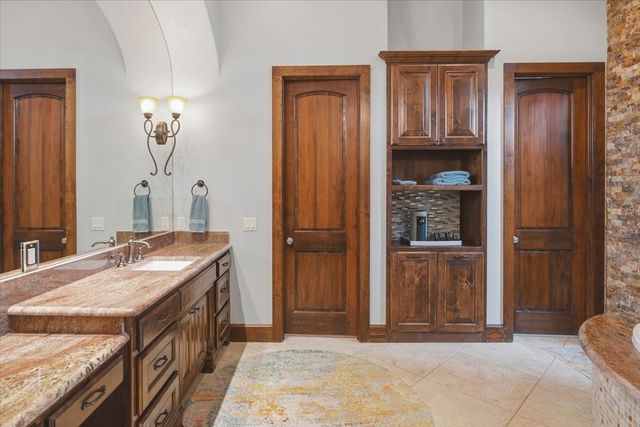 250 Falcon Ridge, Aledo, TX 76008