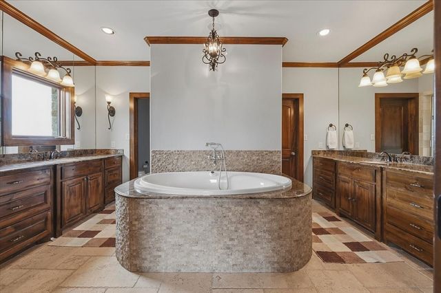 250 Falcon Ridge, Aledo, TX 76008
