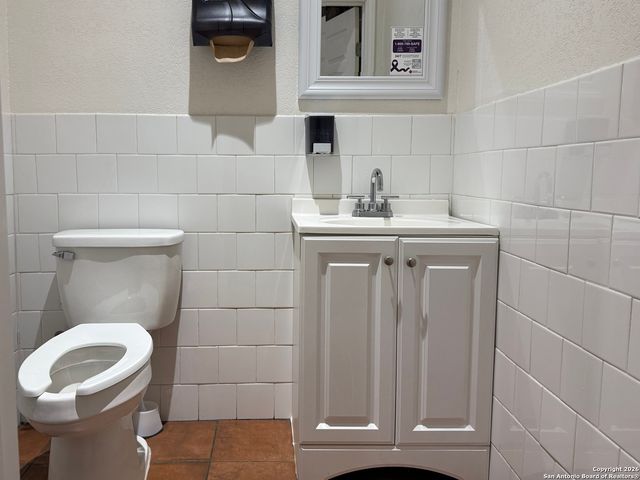 5402 S Zarzamora, San Antonio, TX 78211