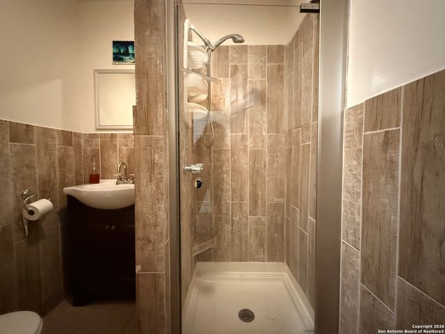 5402 S Zarzamora, San Antonio, TX 78211