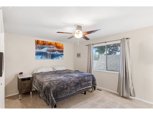 2185 Sw 9TH Ct, Gresham, OR 97080