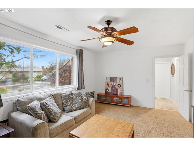 2185 Sw 9TH Ct, Gresham, OR 97080