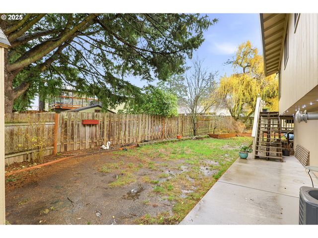 2185 Sw 9TH Ct, Gresham, OR 97080