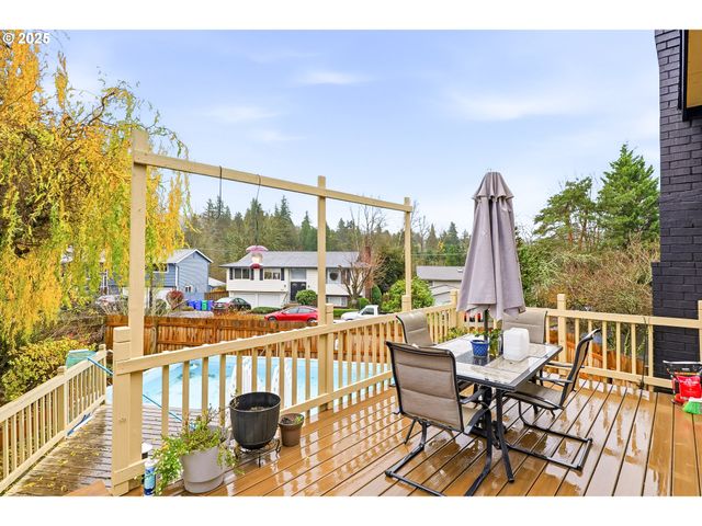 2185 Sw 9TH Ct, Gresham, OR 97080