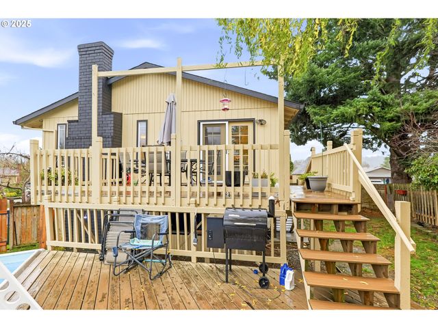2185 Sw 9TH Ct, Gresham, OR 97080