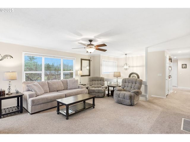 2185 Sw 9TH Ct, Gresham, OR 97080