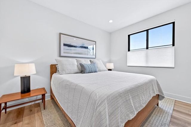 1101 Catania Ct 201, Encinitas, CA 92024