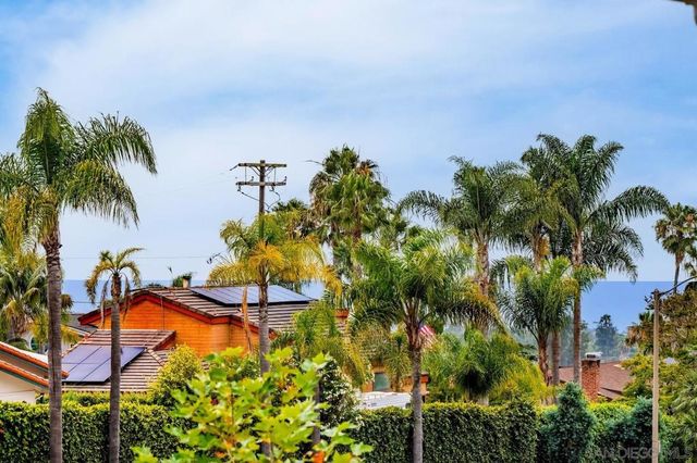 1101 Catania Ct 201, Encinitas, CA 92024