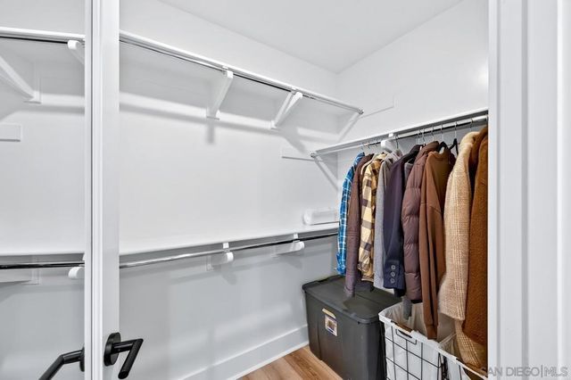 1101 Catania Ct 201, Encinitas, CA 92024