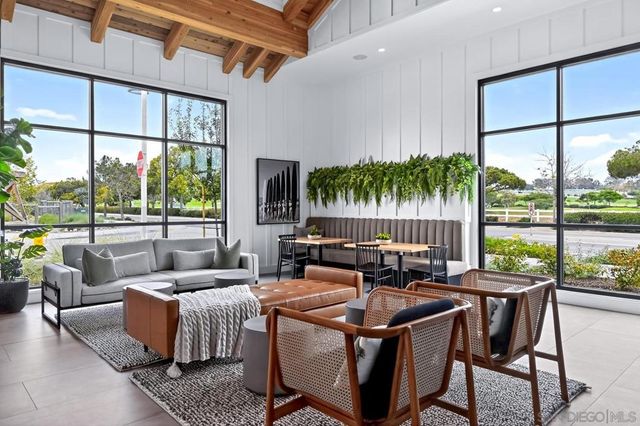 1101 Catania Ct 201, Encinitas, CA 92024