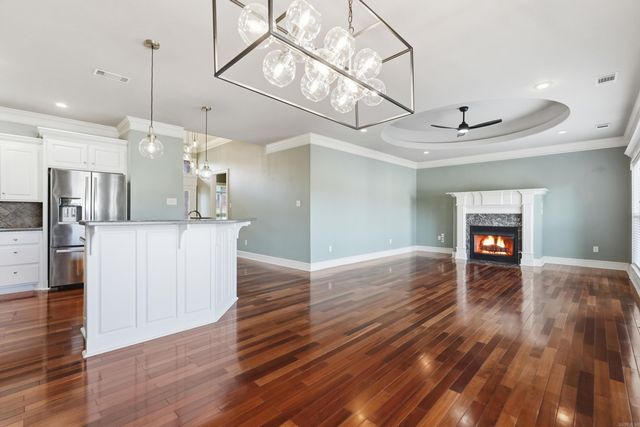 103 Beaver Creek Ln, Maumelle, AR 72113