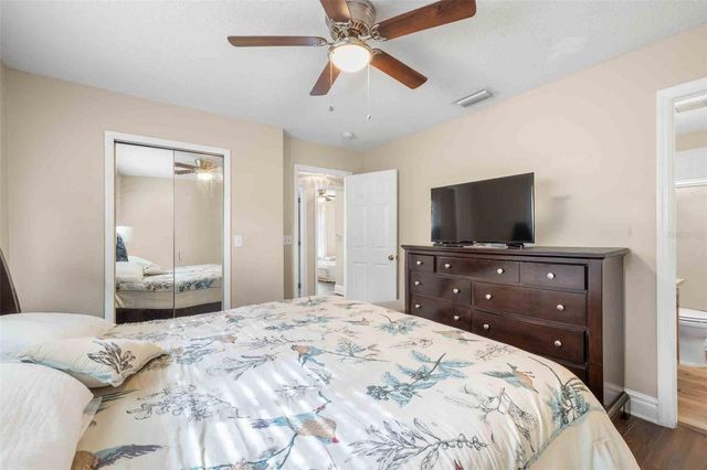 18103 PARADISE POINT DRIVE, Tampa, FL 33647