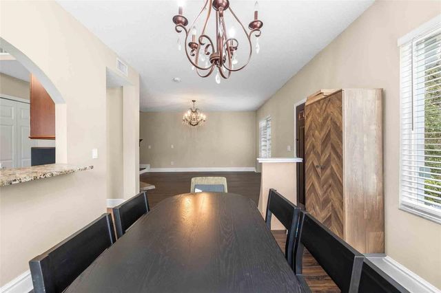 18103 PARADISE POINT DRIVE, Tampa, FL 33647