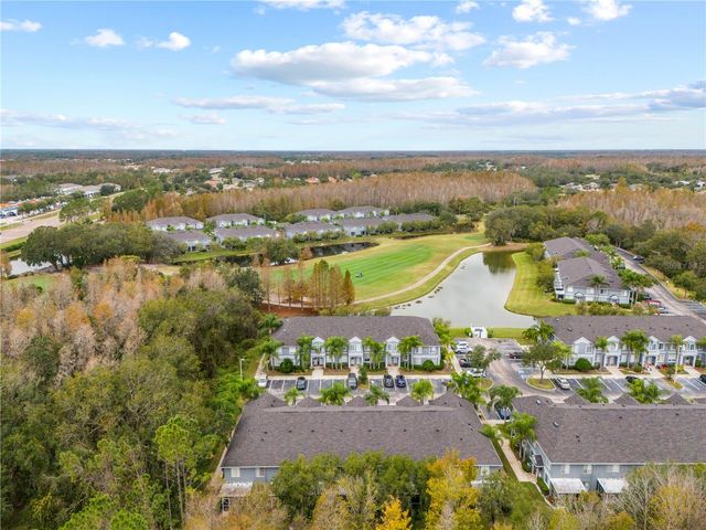 18103 PARADISE POINT DRIVE, Tampa, FL 33647