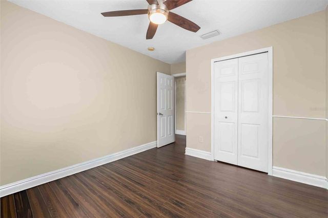 18103 PARADISE POINT DRIVE, Tampa, FL 33647