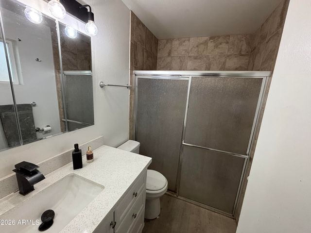 527 E HERMOSA Drive, Tempe, AZ 85282