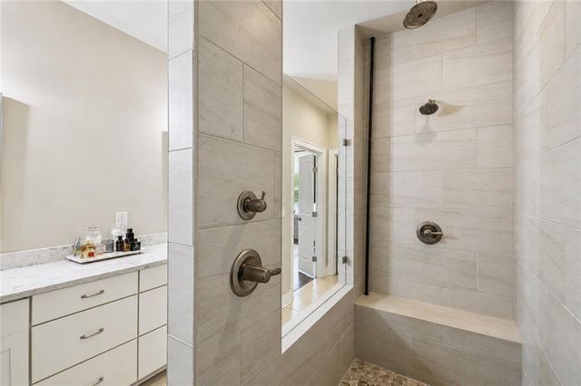 220 Mitchell Lane, Woodstock, GA 30188