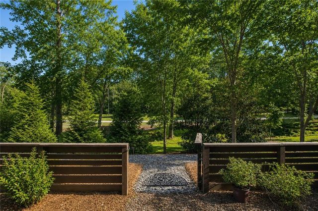 220 Mitchell Lane, Woodstock, GA 30188