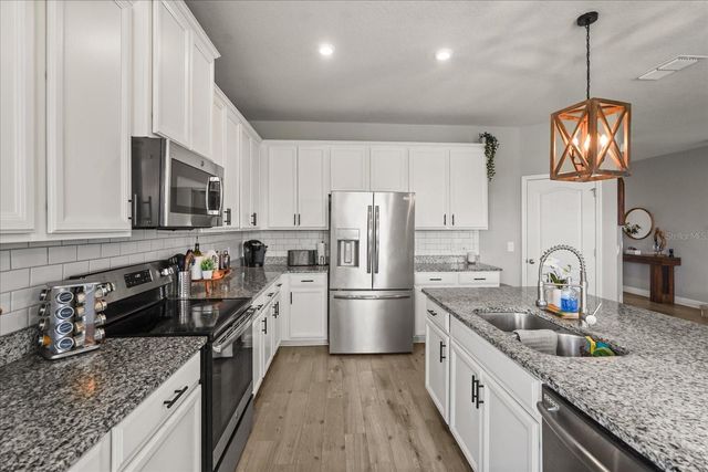 3943 CRAWLEY DOWN LOOP, Sanford, FL 32773