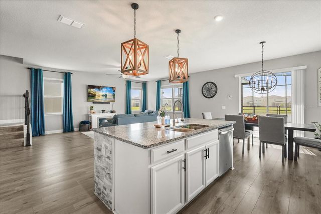 3943 CRAWLEY DOWN LOOP, Sanford, FL 32773