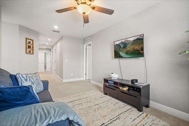 3943 CRAWLEY DOWN LOOP, Sanford, FL 32773
