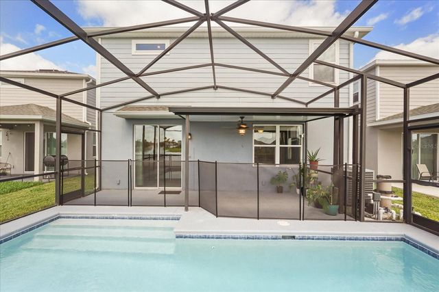3943 CRAWLEY DOWN LOOP, Sanford, FL 32773