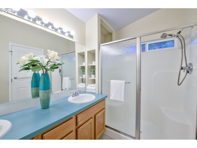 2179 Se GLENDALE Ct, Hillsboro, OR 97123